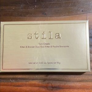 Stila Twin Cheeks Kitten & Bronzer Duo